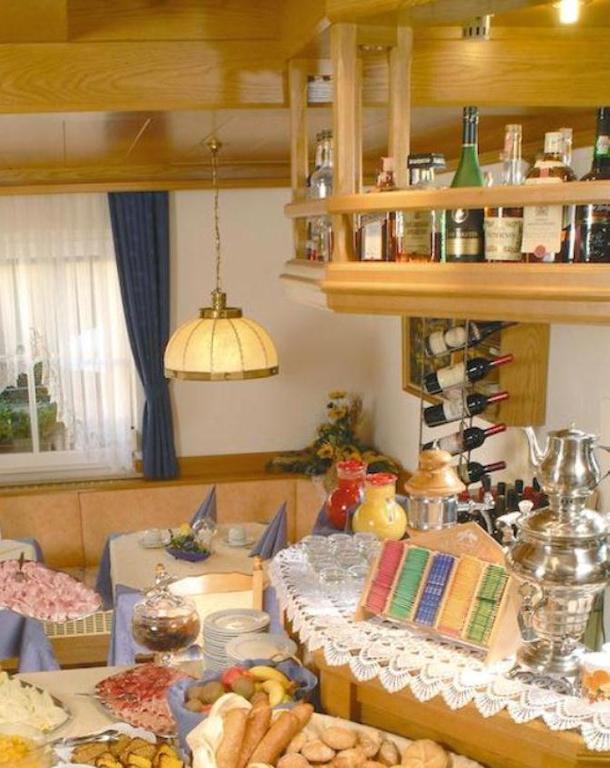 Pension Aurora Appiano Sulla Strada Del Vino Ngoại thất bức ảnh